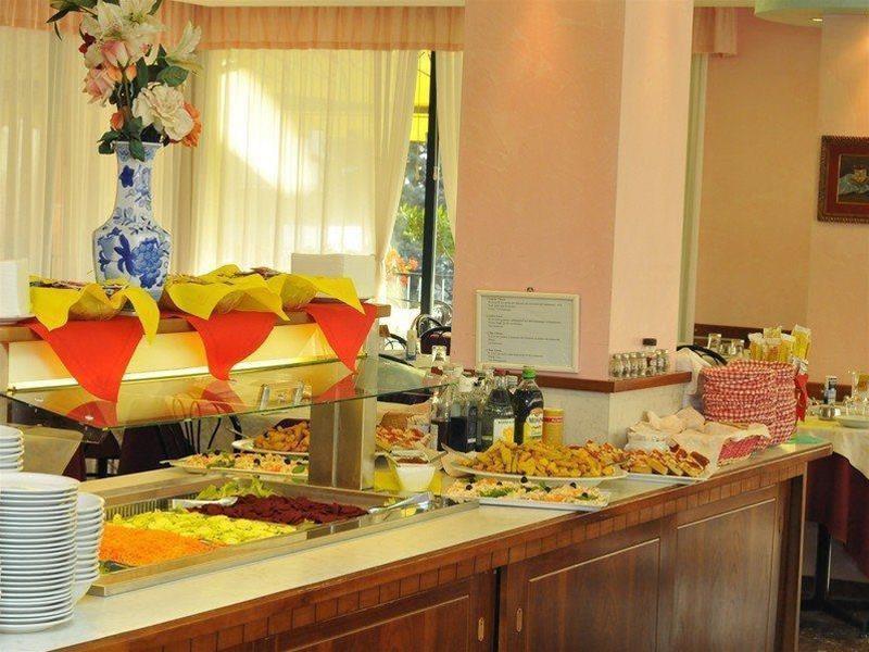 Hotel Jadran リド・ディ・イエゾロ エクステリア 写真