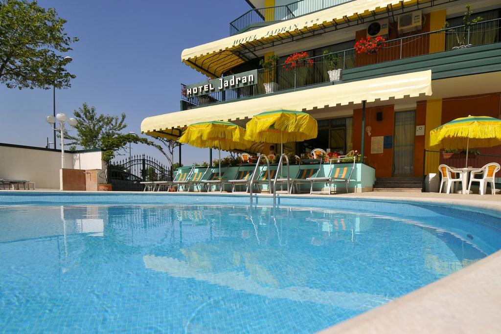 Hotel Jadran リド・ディ・イエゾロ エクステリア 写真